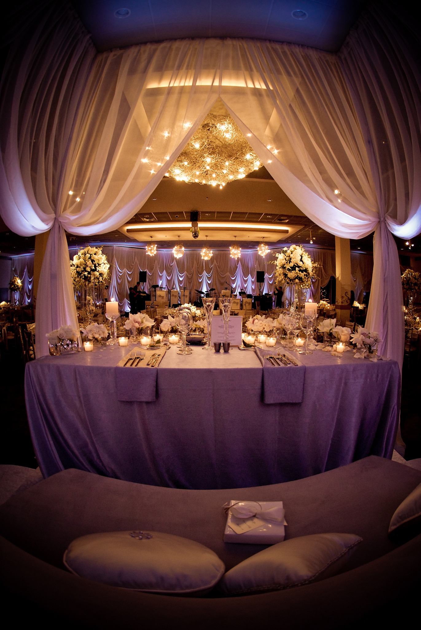 elegant wedding decor